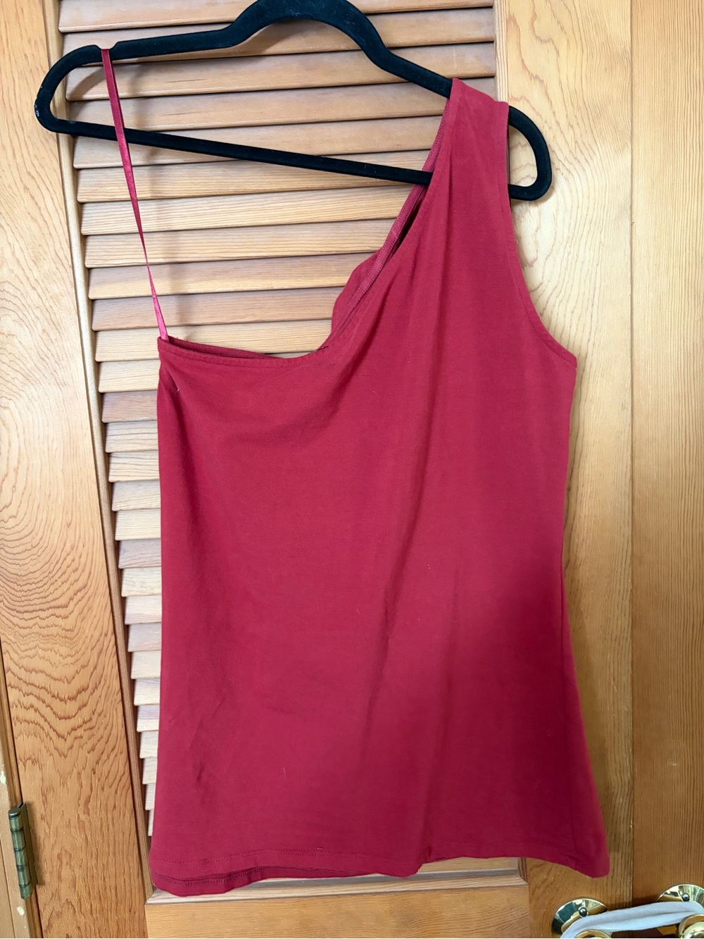 TORRID One Shoulder Top in burgundy size 1x - Picture 4 of 4